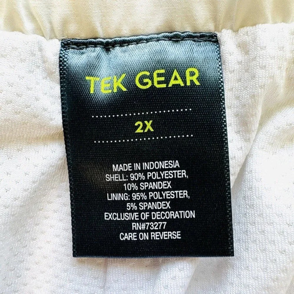 NWT TEK GEAR Women High Rise Pockets Fully Lined White Shorts Plus Size 2X - Picture 4 of 5